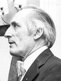 Harry H Sutton